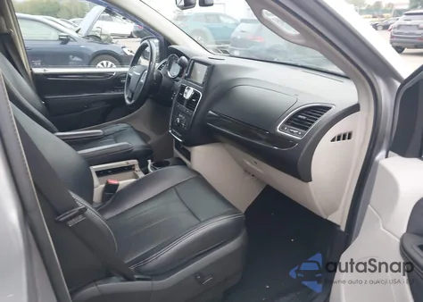 2013 Chrysler Town & Country Touring-L из США, поврежденный, VIN 2C4RC1CG9DR681316